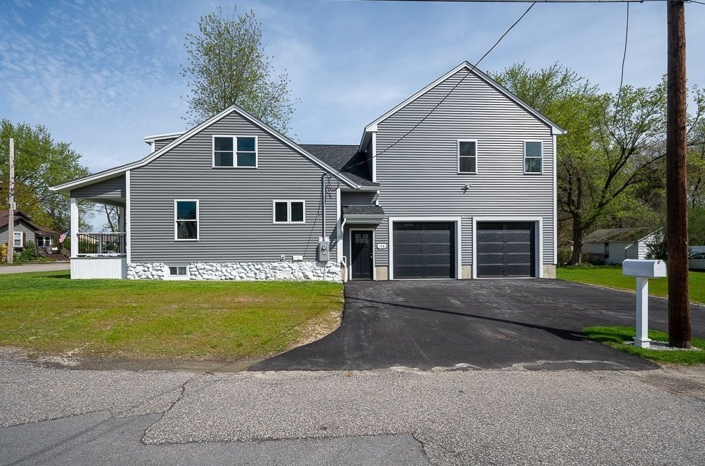 136 Park Hill Ave, Millbury, MA 01527 exterior