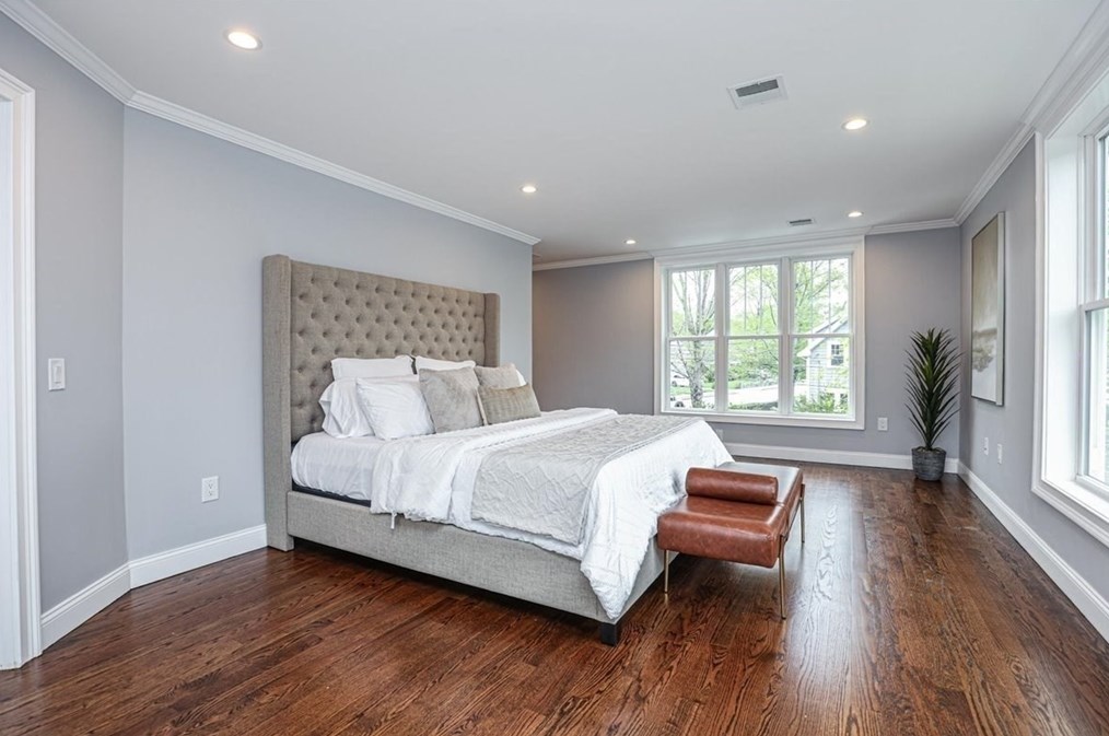 113 Hunnewell St, Needham MA 02494-1809 exterior