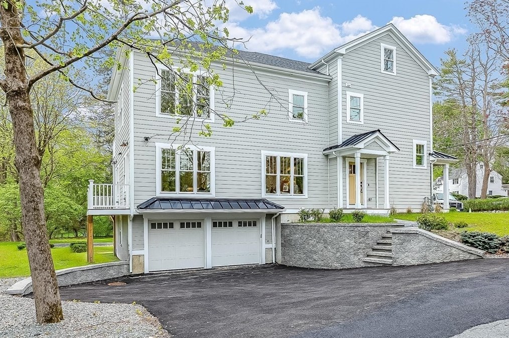 113 Hunnewell St, Needham MA 02494-1809 exterior