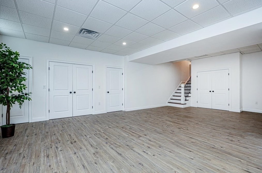 113 Hunnewell St, Needham MA 02494-1809 exterior