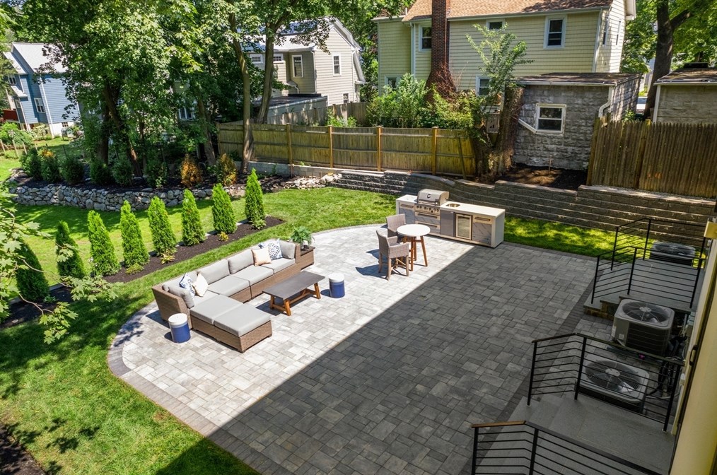 239 Jackson St, Newton MA 02459-2523 exterior