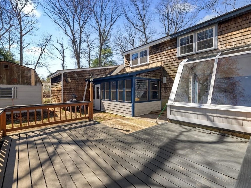 500 St, West Bridgewater MA 02379-1833 exterior