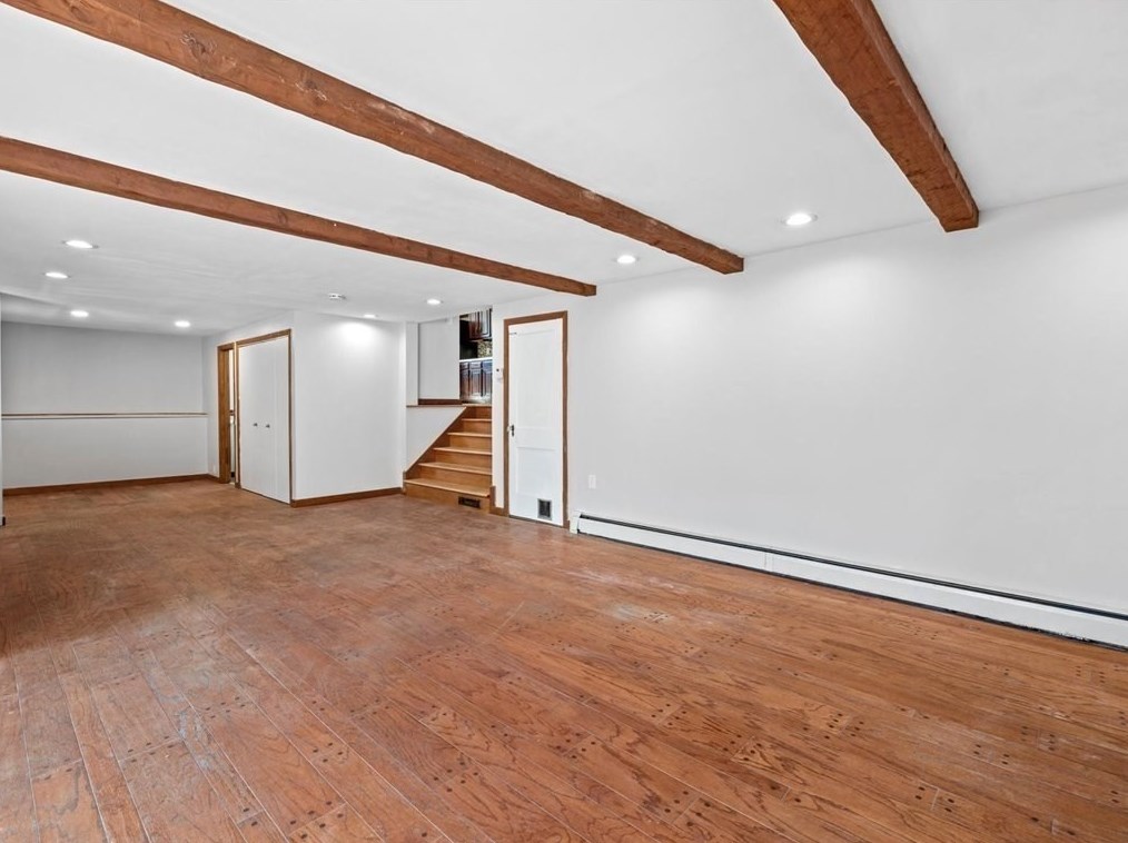 500 St, West Bridgewater MA 02379-1833 exterior