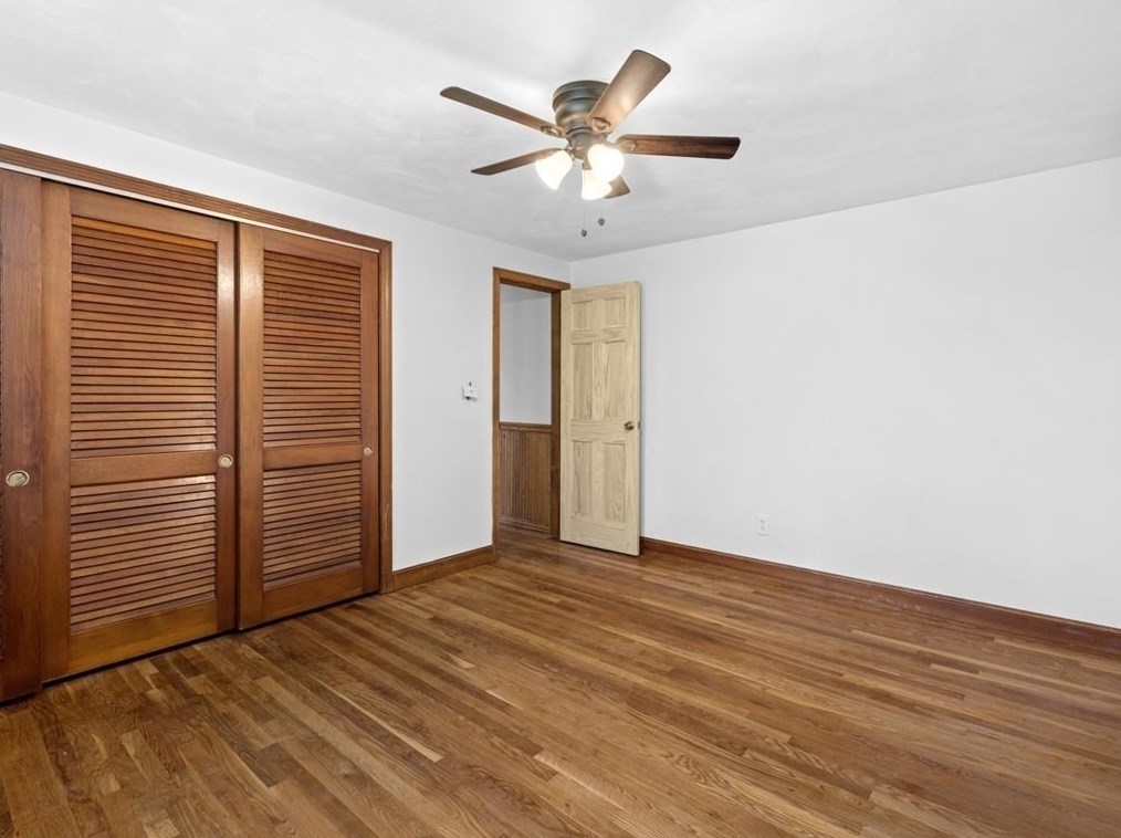 500 St, West Bridgewater MA 02379-1833 exterior