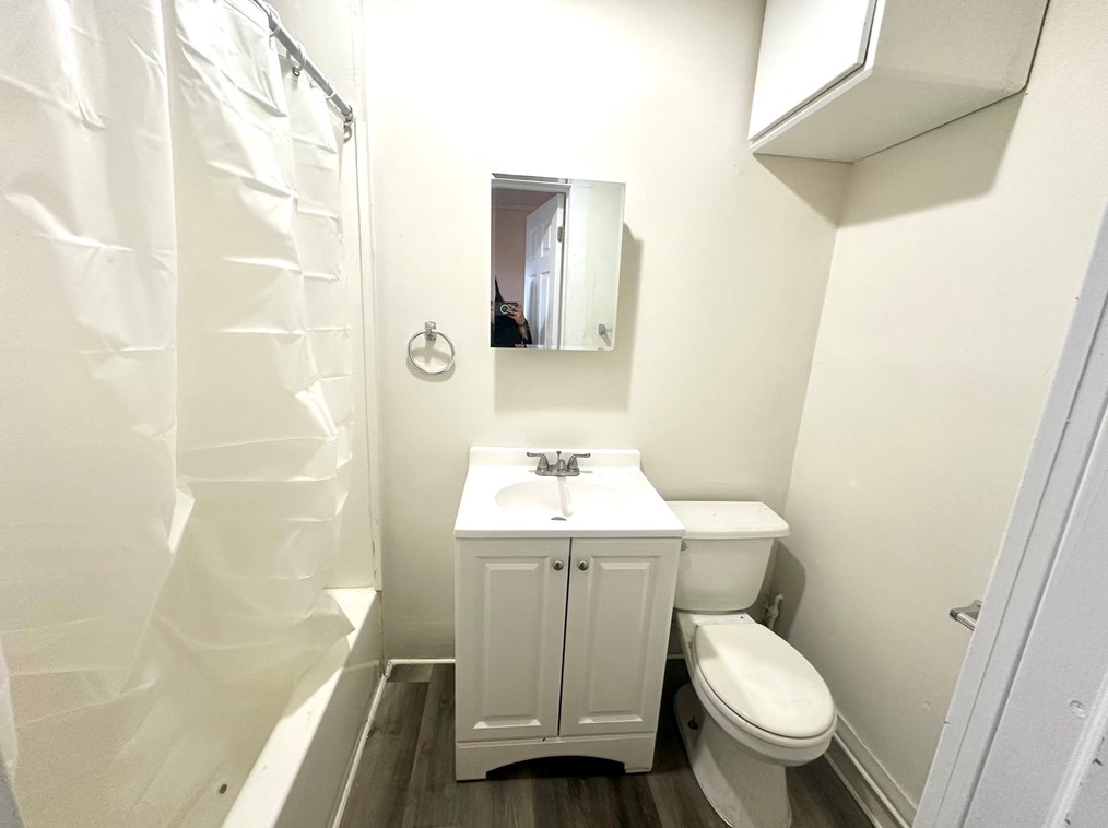 1060 Chicopee St, Chicopee MA 01013-2994 exterior