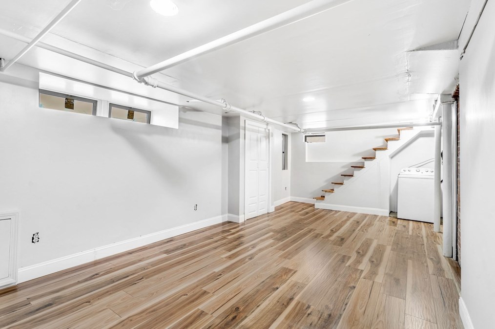 16 Howard St, Lynn MA  01902-3008 exterior