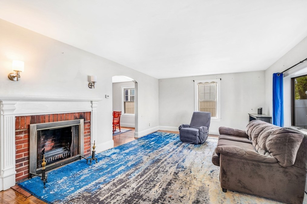 16 Howard St, Lynn MA  01902-3008 exterior