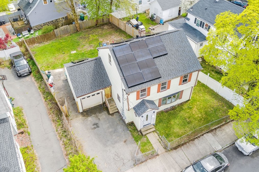 16 Howard St, Lynn MA  01902-3008 exterior