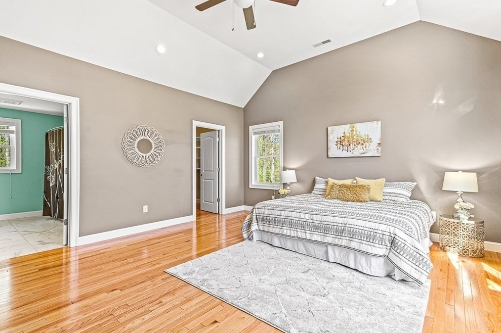 96 Clement Rd, Dracut MA 01826 exterior