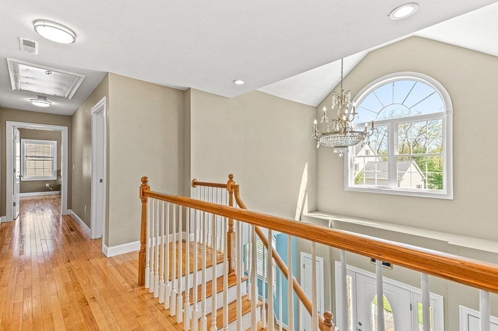 96 Clement Rd, Dracut MA 01826 exterior