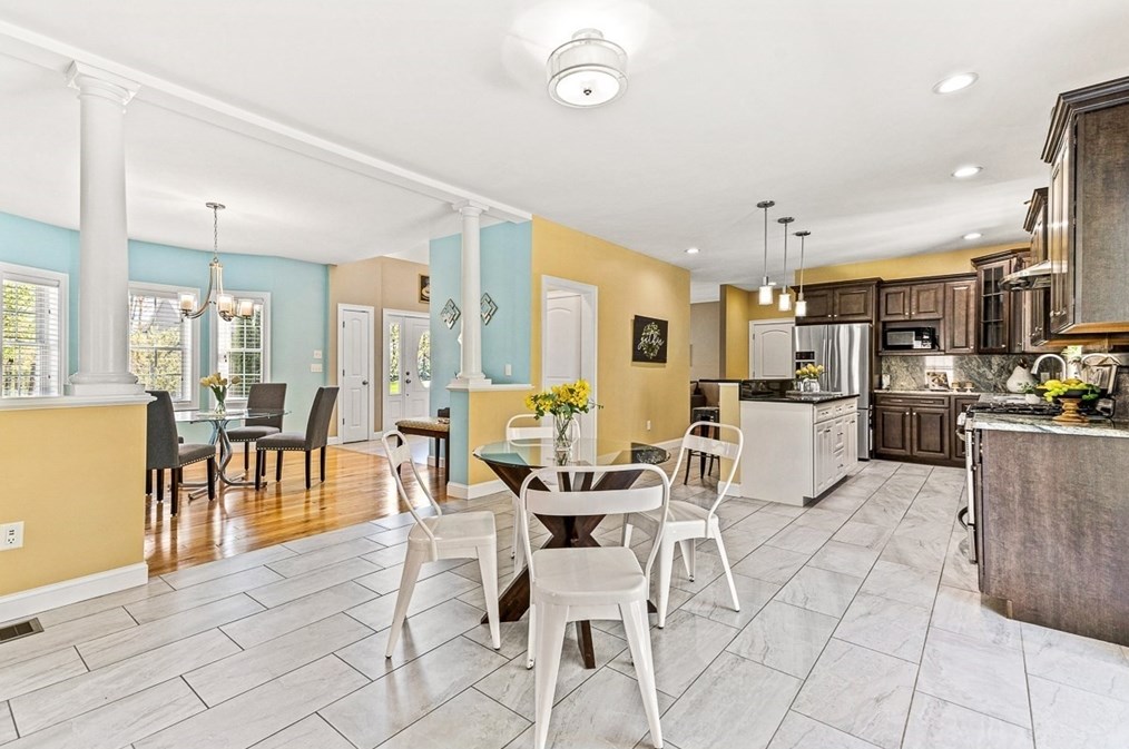 96 Clement Rd, Dracut MA 01826 exterior