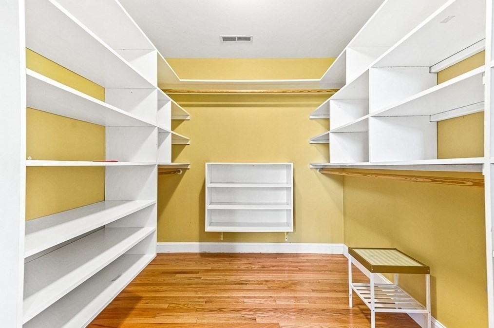 96 Clement Rd, Dracut MA 01826 exterior