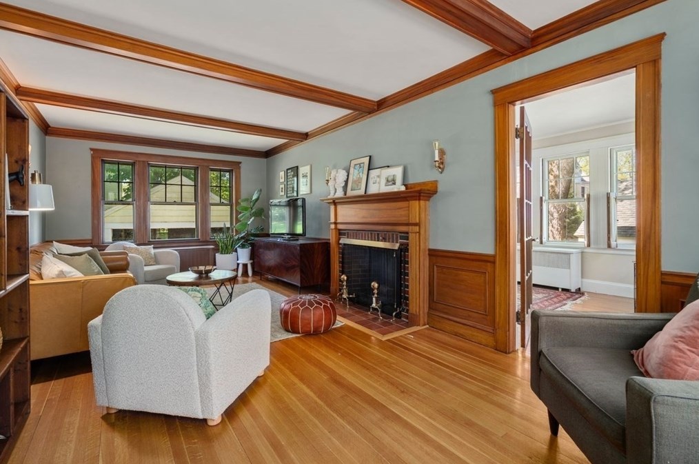 70 Vernon St, Newton MA 02458-2046 exterior