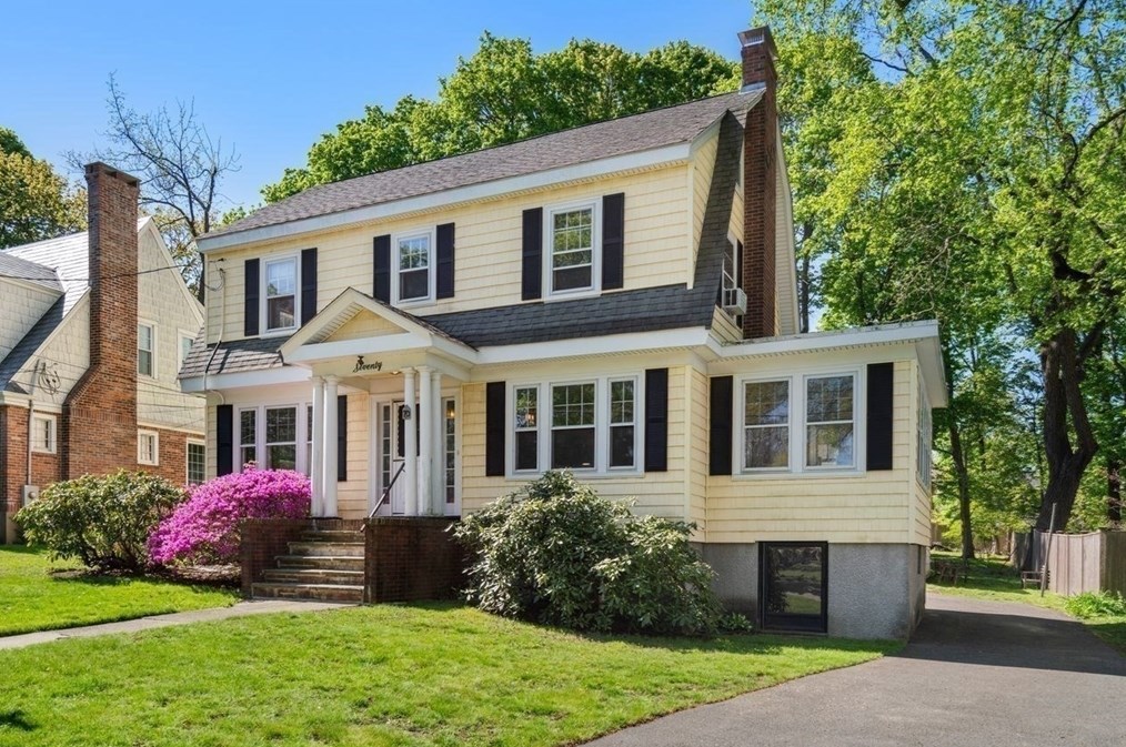 70 Vernon St, Newton MA 02458-2046 exterior