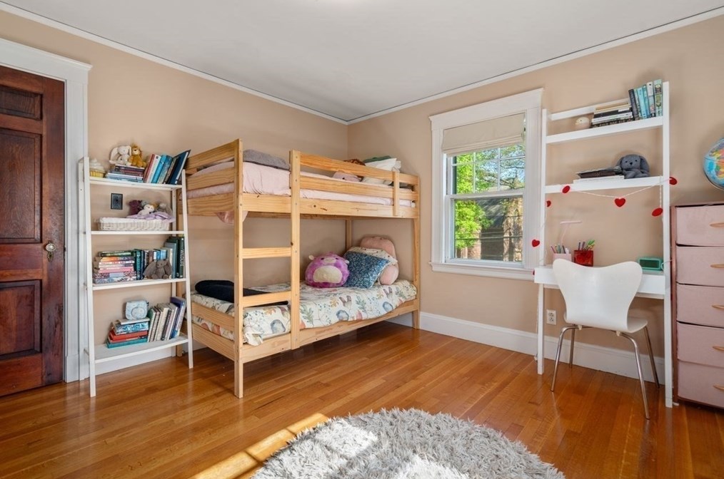 70 Vernon St, Newton MA 02458-2046 exterior