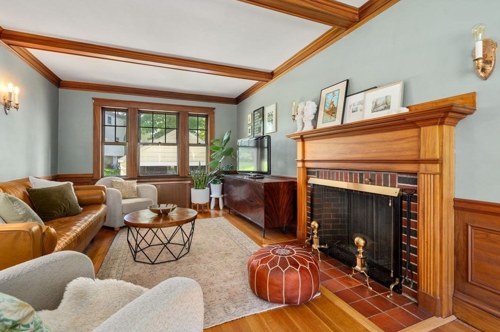 70 Vernon St, Newton MA 02458-2046 exterior