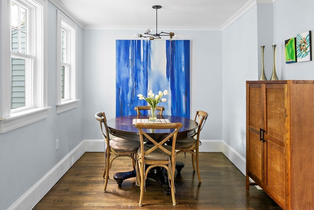 53 Thomas St, Belmont MA  02478-2438 exterior