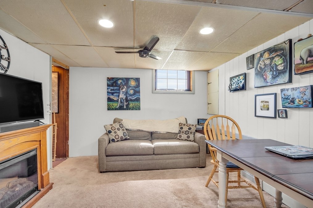 51 Goodale St, Haverhill MA 01830-4209 exterior