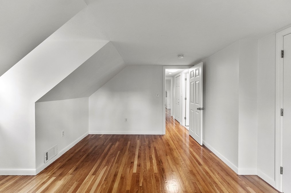 163 Lakeside Dr, East Bridgewater MA 02324-1019 exterior