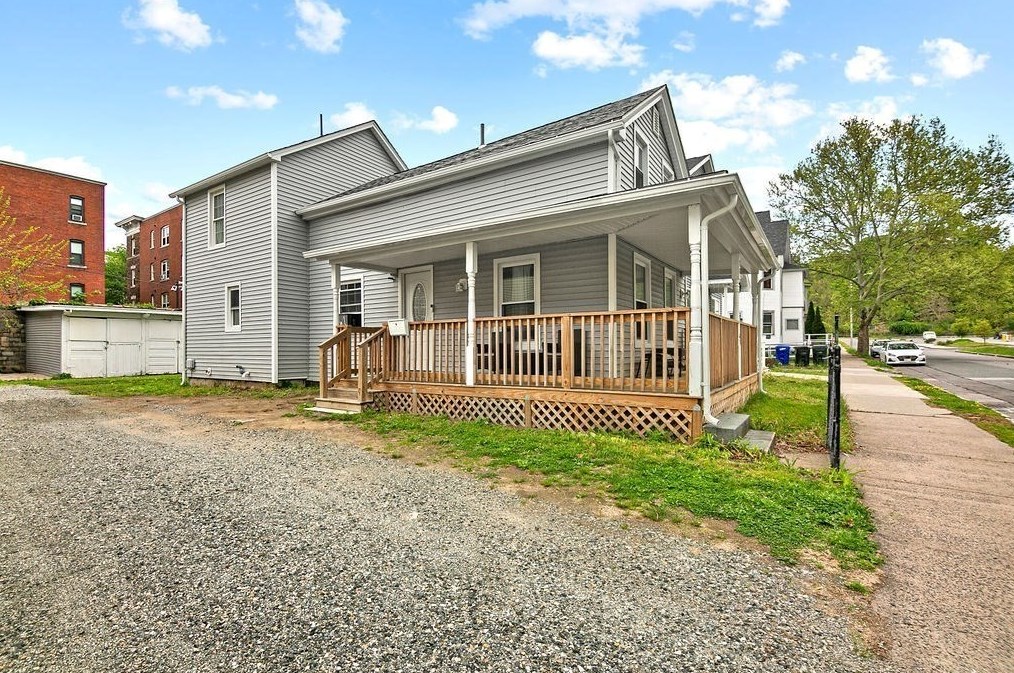 76 Marble St, Springfield, MA 01105