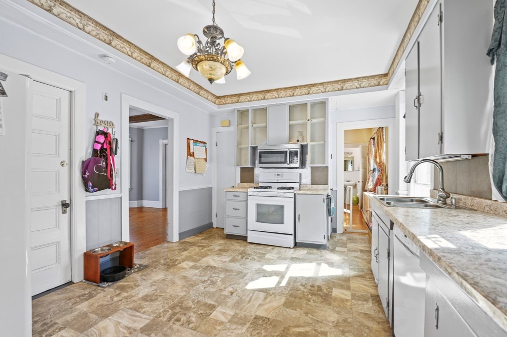 43 Willis St, New Bedford MA  02740-6751 exterior