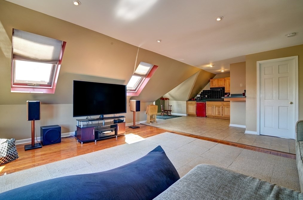 72 Elm Ave, Quincy MA  02170-2940 exterior