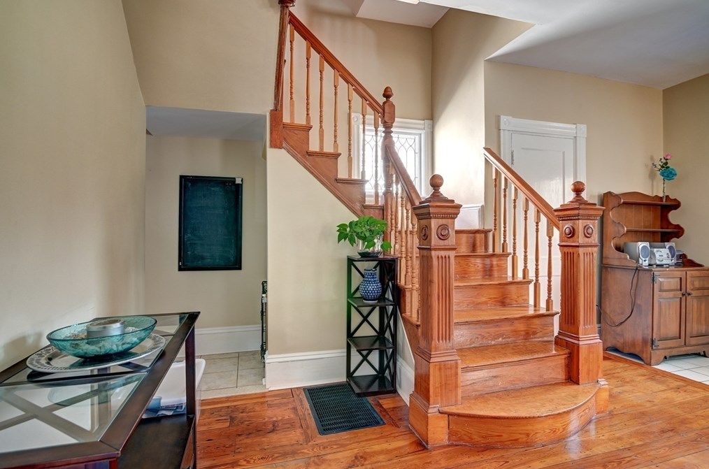 72 Elm Ave, Quincy MA  02170-2940 exterior