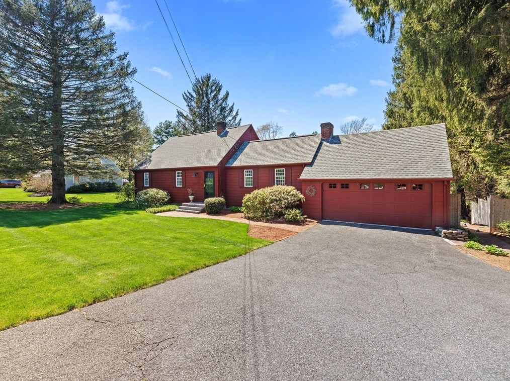 195 W Main St, Westboro, MA 01581