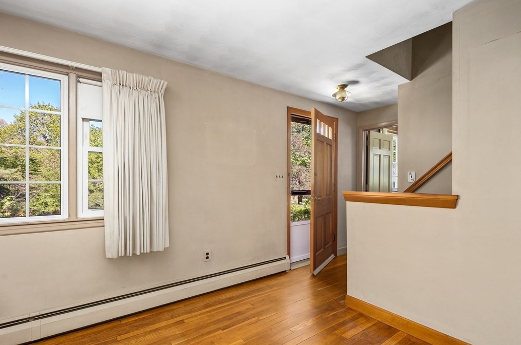 34 Carleton Rd, Hingham MA 02043-3009 exterior