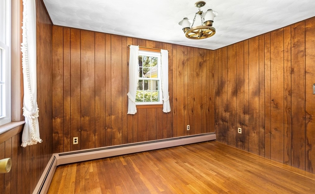 34 Carleton Rd, Hingham MA 02043-3009 exterior