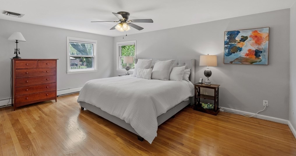 22 Ellis Dr, Worcester MA 01609-1423 exterior