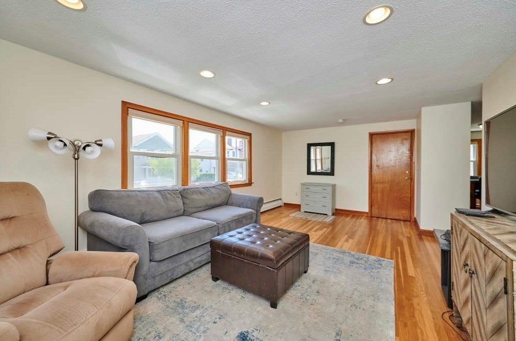 42-44 Trowbridge St, Belmont, MA 02478