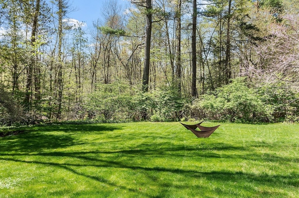 41 Taylor Rd, Acton MA 01720-4516 exterior