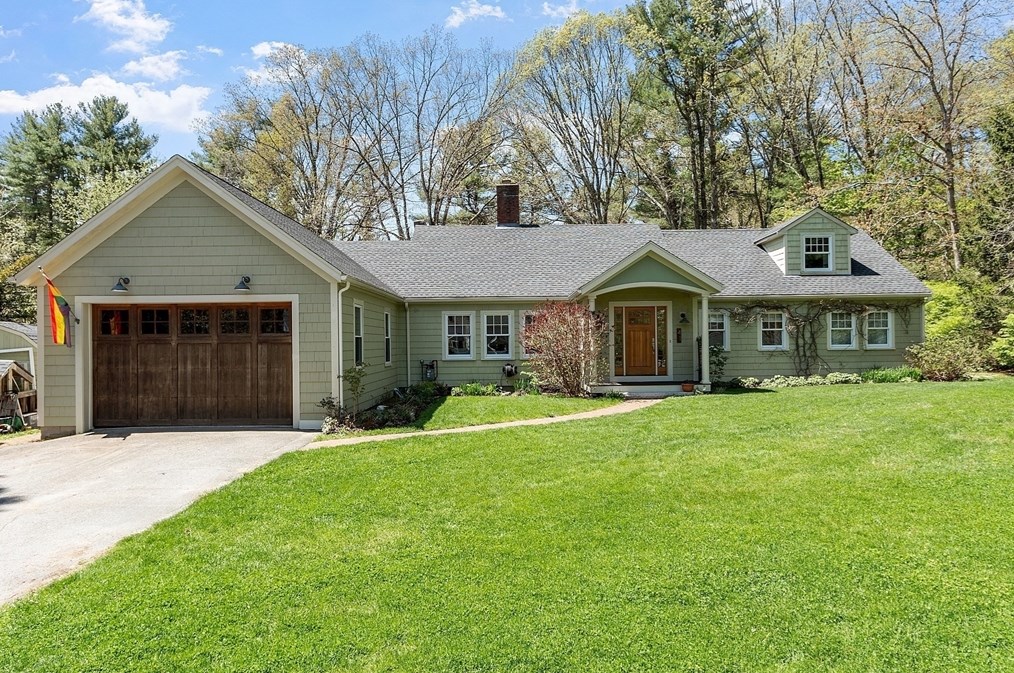 41 Taylor Rd, Acton MA 01720-4516 exterior