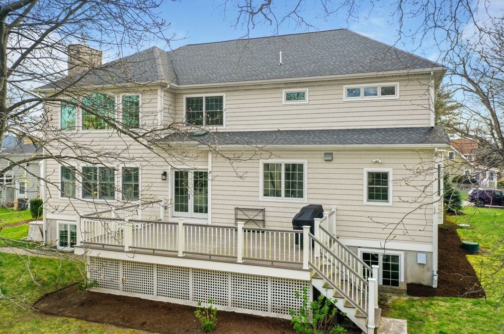 21 Clf Rd, Hingham MA 02043-1452 exterior