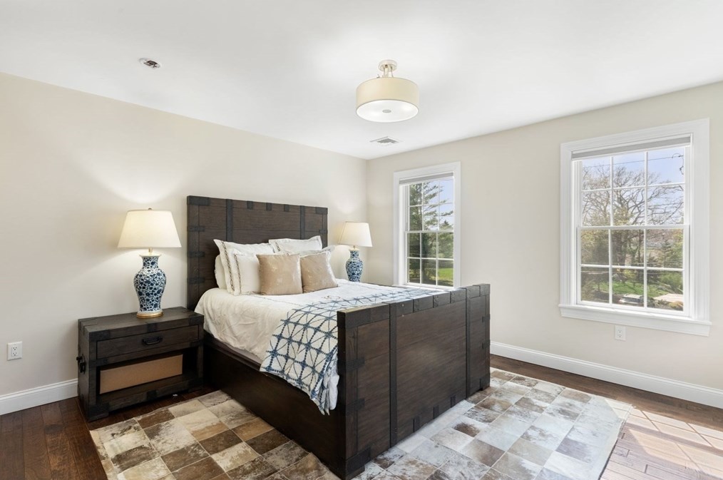 21 Clf Rd, Hingham MA 02043-1452 exterior