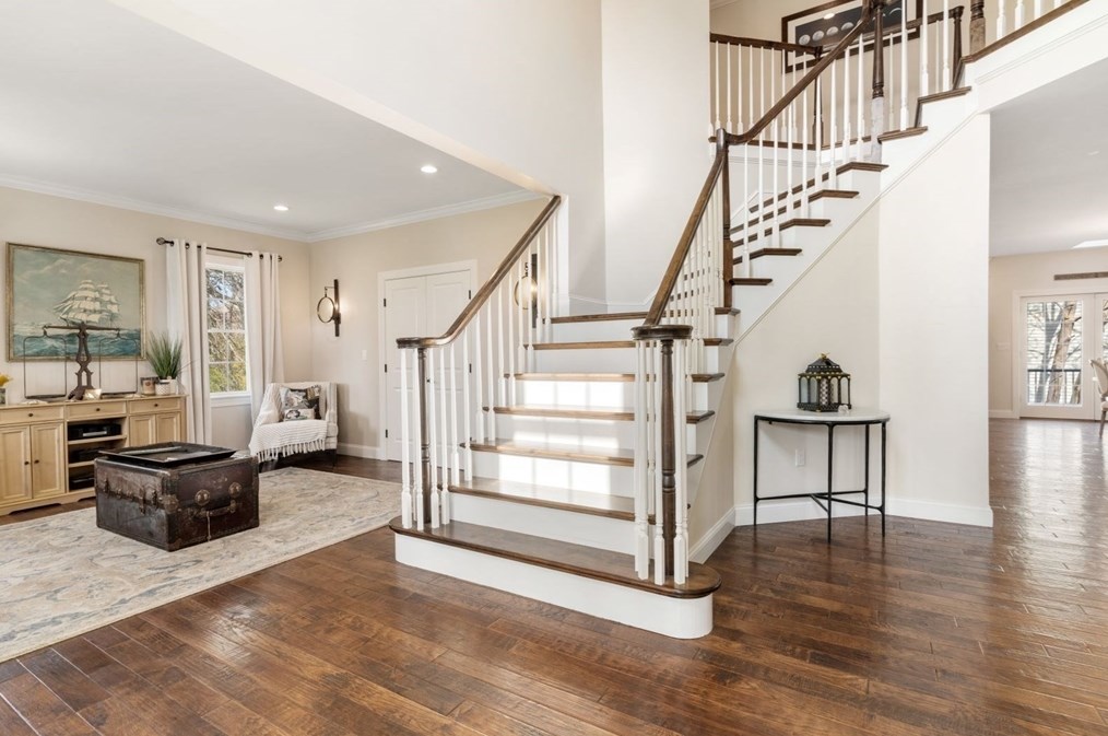 21 Clf Rd, Hingham MA 02043-1452 exterior