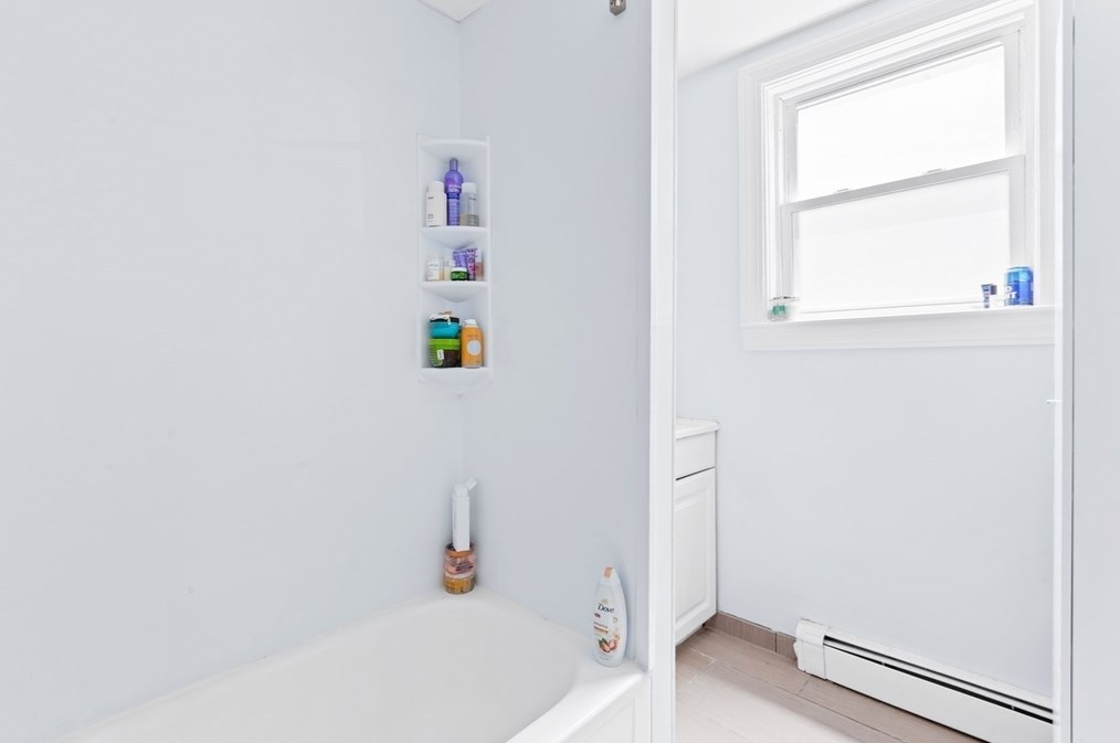 651 7th St, Boston MA 02127-4246 exterior