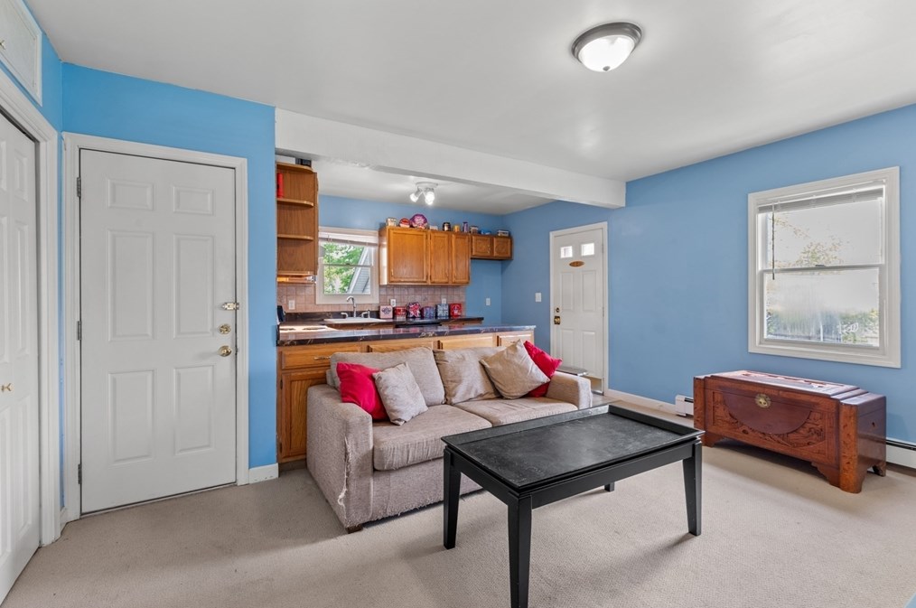 31 Wilbur St, Weymouth MA 02189 exterior