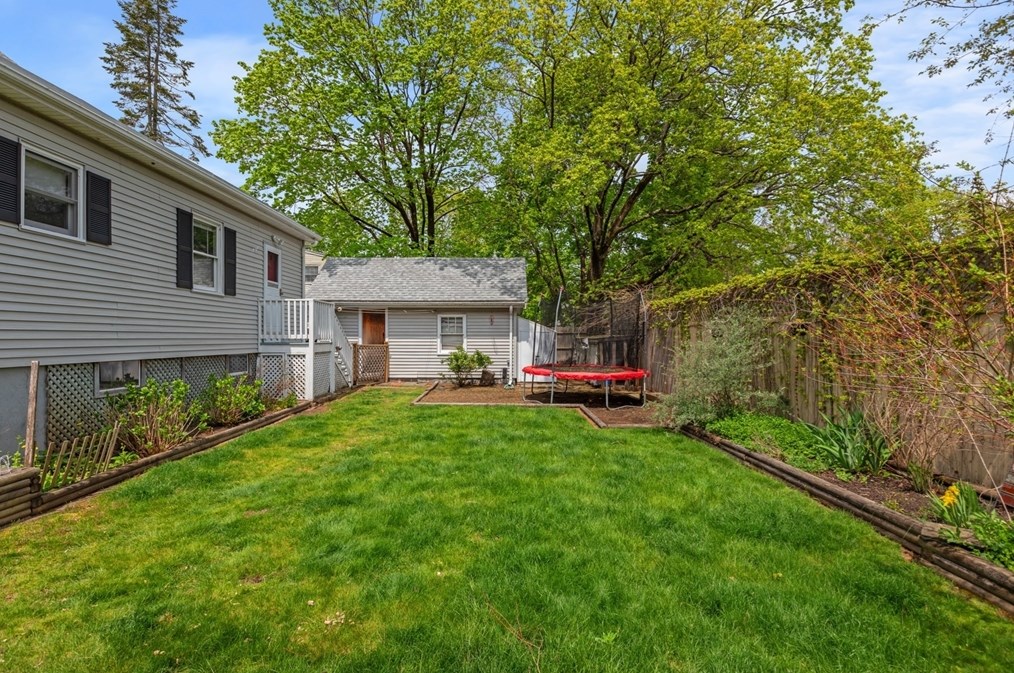 31 Wilbur St, Weymouth MA 02189 exterior