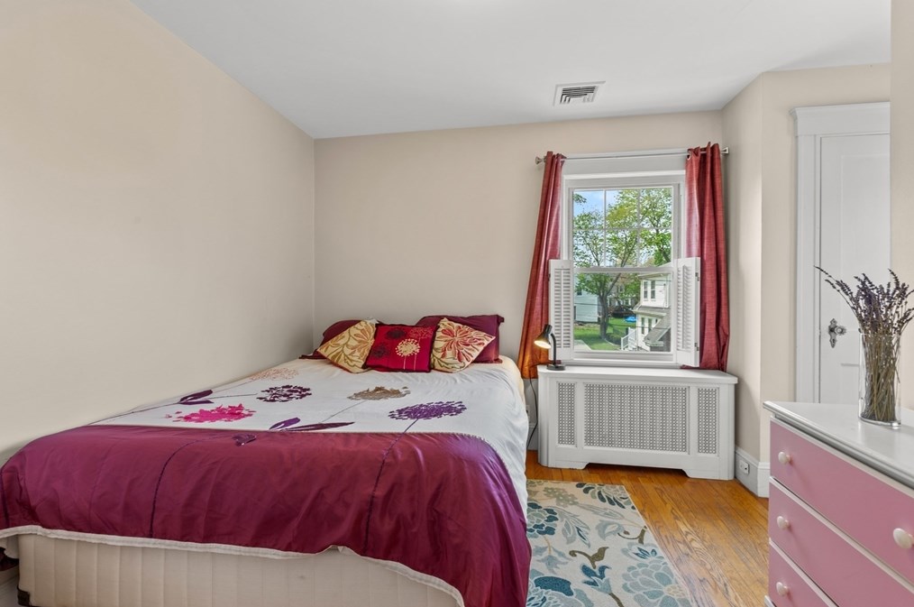 31 Wilbur St, Weymouth MA 02189 exterior