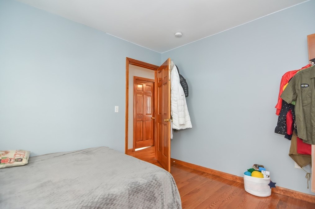 65 Ft Hl Ave, Lowell MA 01852-2708 exterior