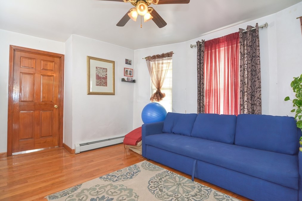 65 Ft Hl Ave, Lowell MA 01852-2708 exterior