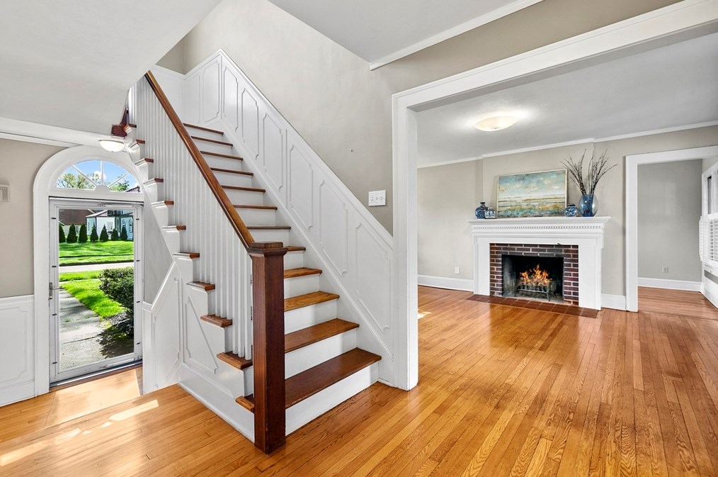 54 Chatham Rd, Springfield, MA 01106