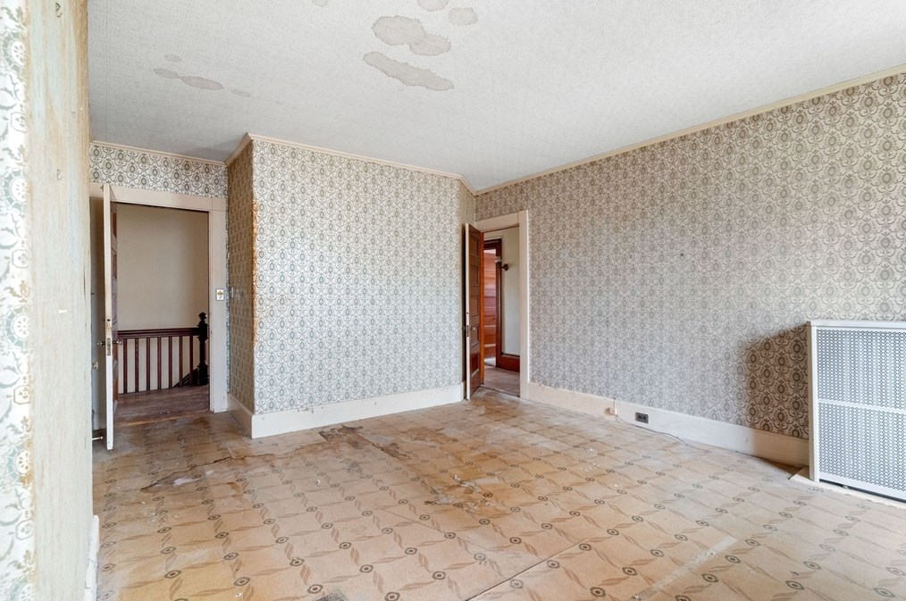 155 Woodland St, Lawrence MA 01841-2943 exterior