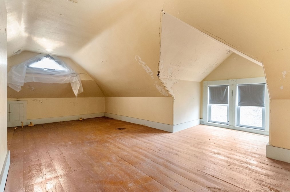 155 Woodland St, Lawrence MA 01841-2943 exterior