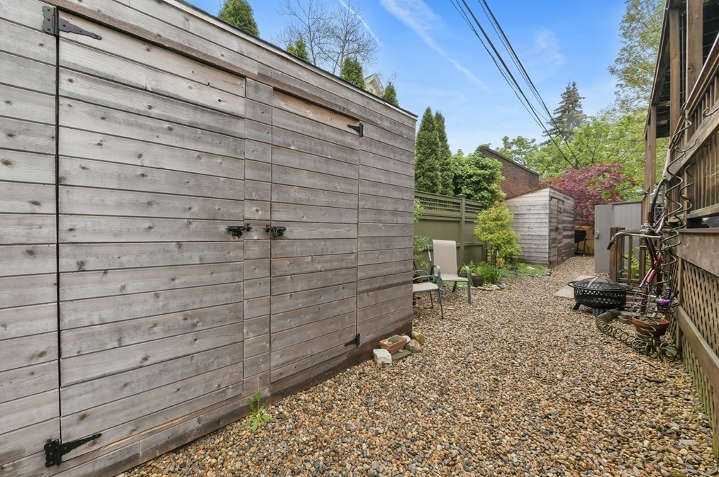 111 Inman St, Cambridge MA  02139-1207 exterior