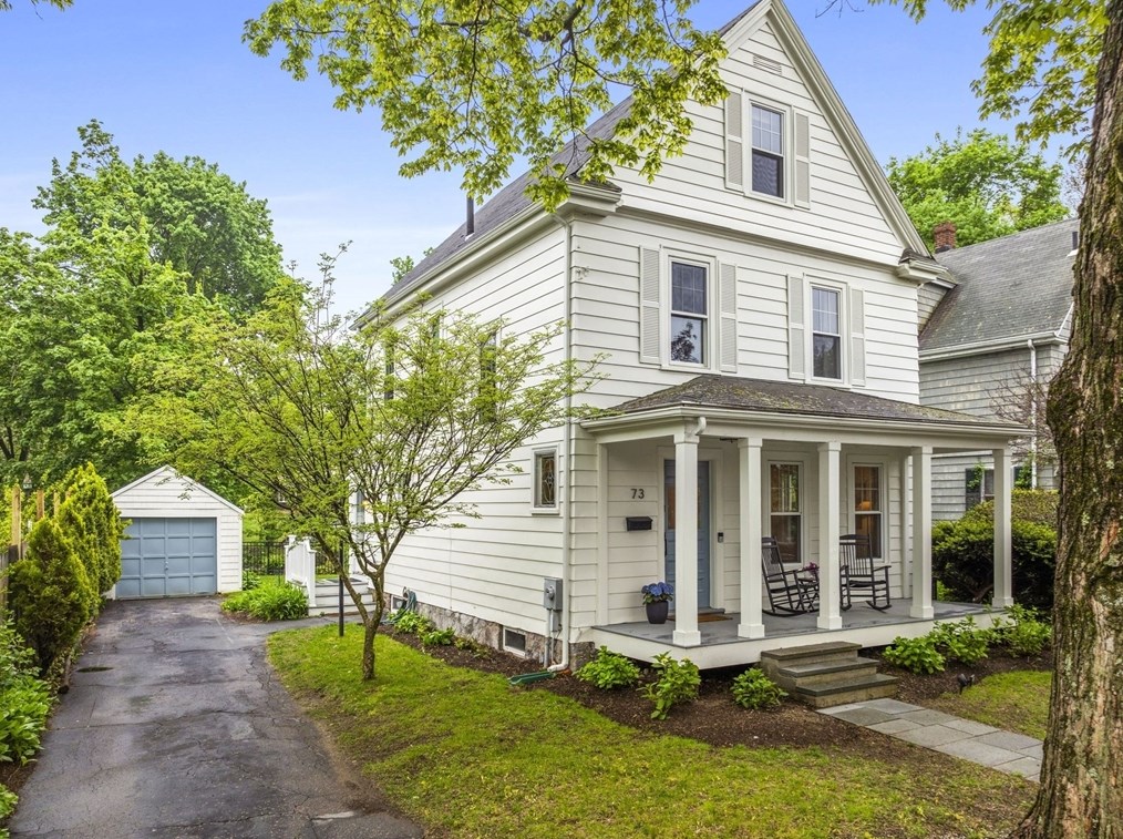 73 Prospect St, Wellesley, MA 02481 exterior