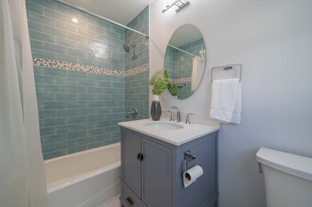 24 Grassland St, Lexington MA 02421-7944 exterior