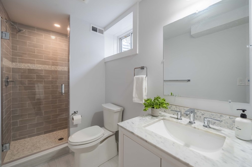 24 Grassland St, Lexington MA 02421-7944 exterior